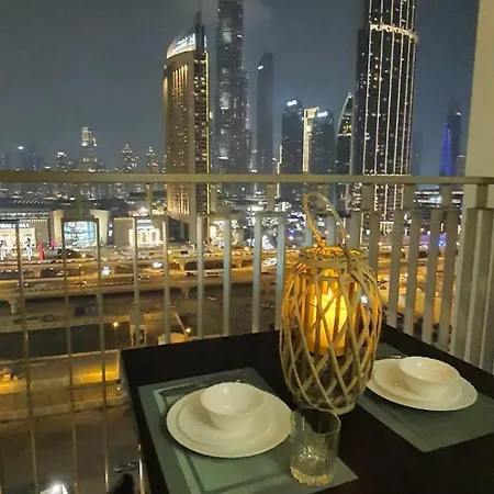 شقة Svizona Premium 2Bhk, Burj Khalifa View, Downtown دبي المظهر الخارجي الصورة