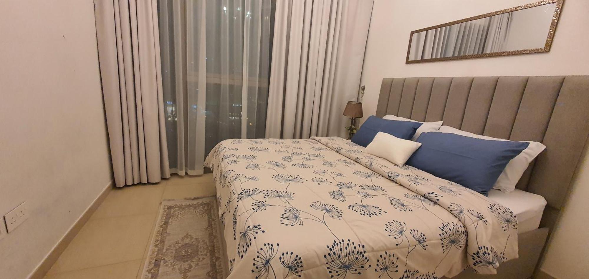 Svizona Premium 2bhk, Burj Khalifa View, Downtown شقة *